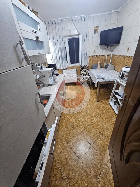 Uverturii | apartament 3 camere | 53mp | decomandat | B10130